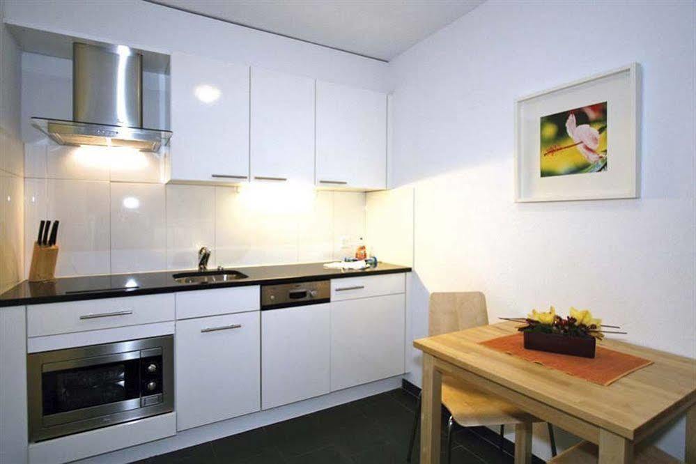 Swiss Star Zurich Sihlfeld - Self Check-In Apartment Bagian luar foto